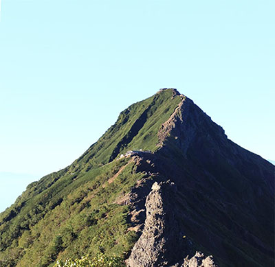 夏の八ヶ岳(西天狗岳)